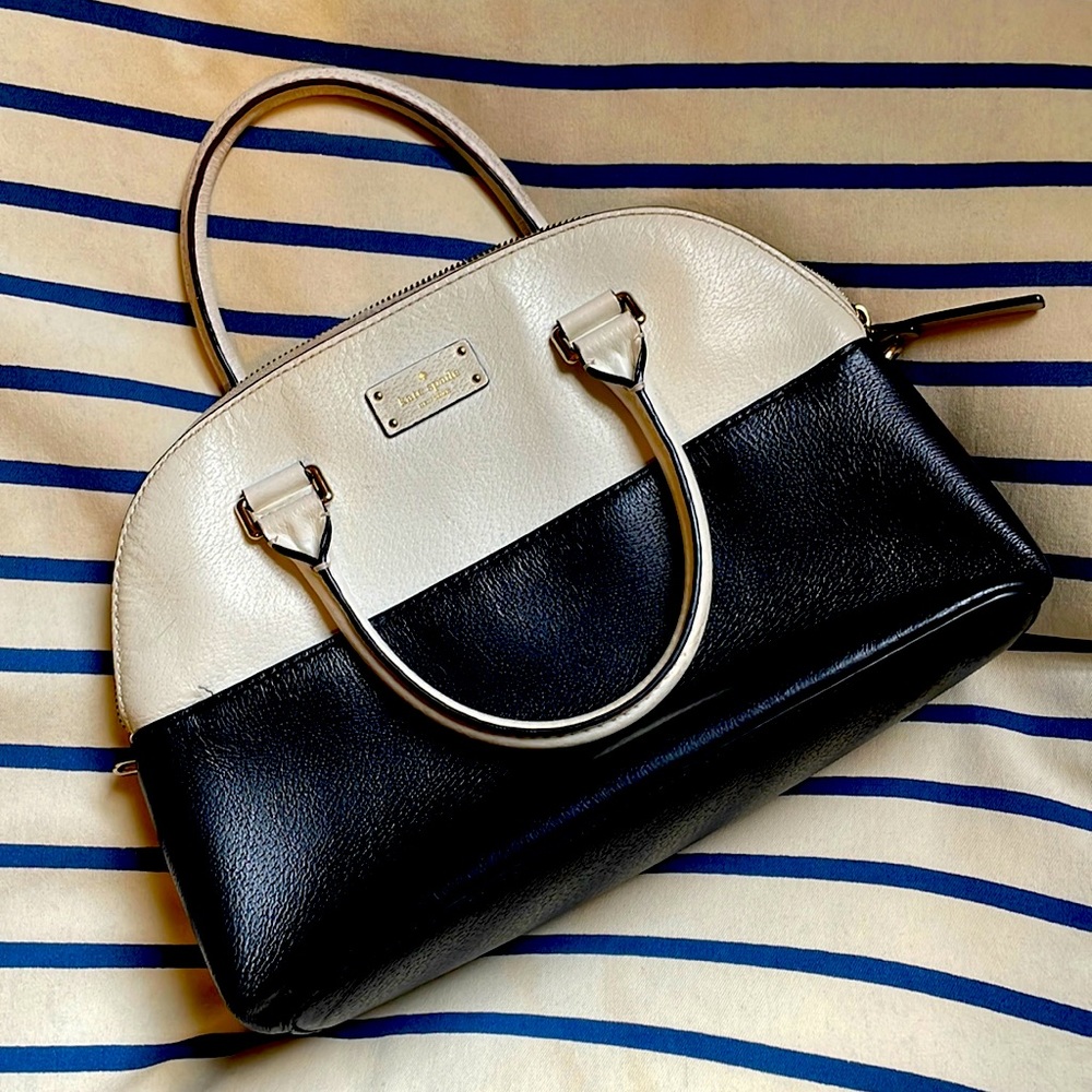 Kate Spade Wellesley Grove Street Carli Black/White Leather Purse